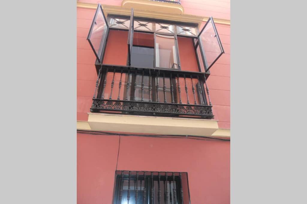 Cheap & Chic In The Center Of Sevilla Exterior photo