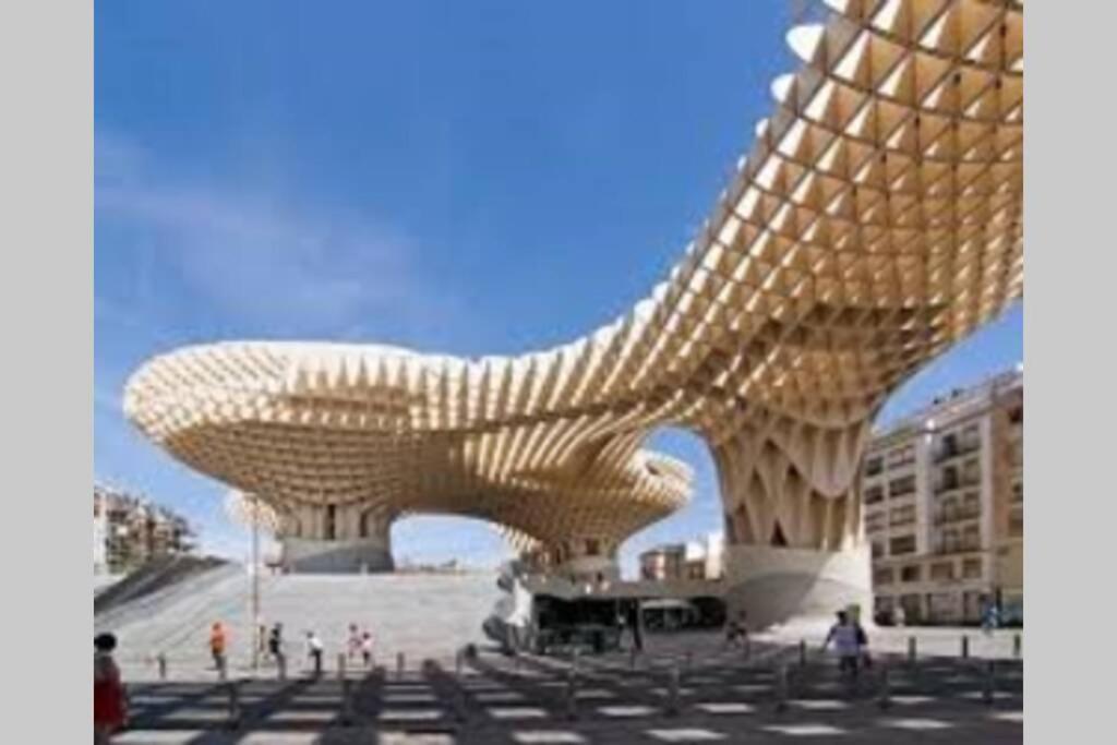 Cheap & Chic In The Center Of Sevilla Exterior photo